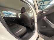 Peugeot 2008 1.2 PureTech Active Euro 6 5dr 43