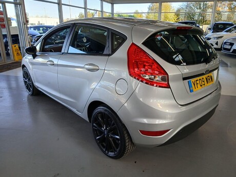 Ford Fiesta 1.4 Zetec 5dr 4