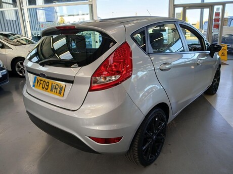 Ford Fiesta 1.4 Zetec 5dr 2