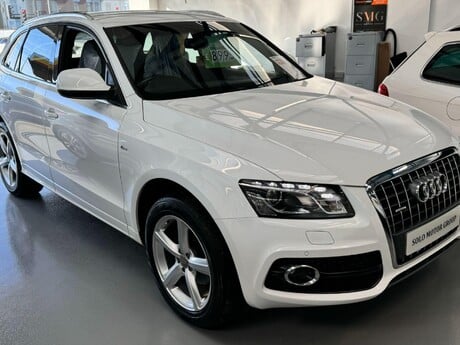 Audi Q5 2.0 TFSI S line S Tronic quattro Euro 5 5dr 1