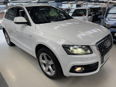 Audi Q5 2.0 TFSI S line S Tronic quattro Euro 5 5dr 10