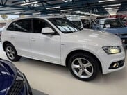 Audi Q5 2.0 TFSI S line S Tronic quattro Euro 5 5dr 13