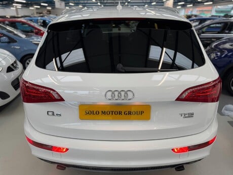 Audi Q5 2.0 TFSI S line S Tronic quattro Euro 5 5dr 17