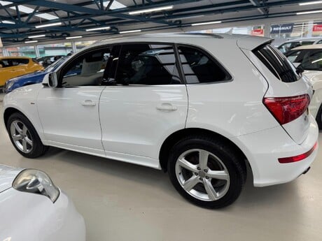 Audi Q5 2.0 TFSI S line S Tronic quattro Euro 5 5dr 21