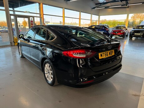 Ford Mondeo 1.5 TDCi ECOnetic Zetec Euro 6 (s/s) 5dr 4