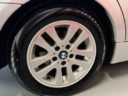 BMW 3 Series 2.0 320i SE Auto Euro 4 4dr 69