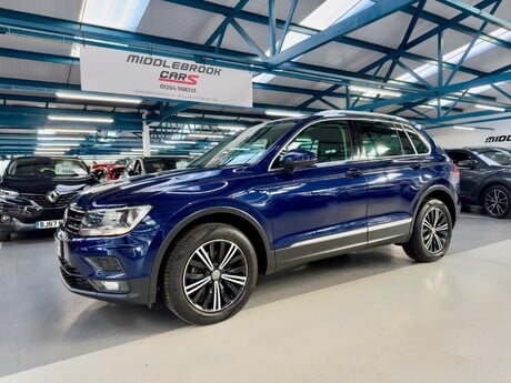 Volkswagen Tiguan 2.0 TDI SE Navigation DSG 4Motion Euro 6 (s/s) 5dr 3