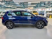 Volkswagen Tiguan 2.0 TDI SE Navigation DSG 4Motion Euro 6 (s/s) 5dr 19