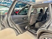 Nissan X-Trail 1.6 dCi N-Vision 4WD Euro 6 (s/s) 5dr 47