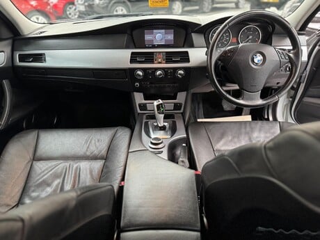 BMW 5 Series 2.0 520d SE Steptronic Euro 4 4dr 25