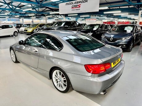 BMW 3 Series 2.0 320i M Sport Steptronic Euro 5 2dr 3