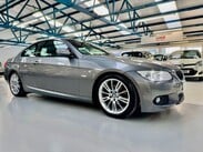 BMW 3 Series 2.0 320i M Sport Steptronic Euro 5 2dr 23