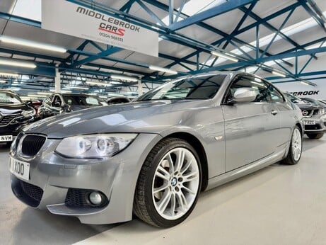 BMW 3 Series 2.0 320i M Sport Steptronic Euro 5 2dr 23