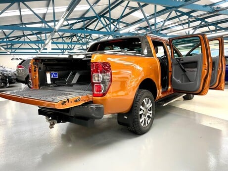 Ford Ranger 3.2 TDCi Wildtrak Auto 4WD Euro 5 4dr 17