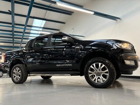 Ford Ranger 3.2 TDCi Wildtrak Auto 4WD Euro 5 4dr 28