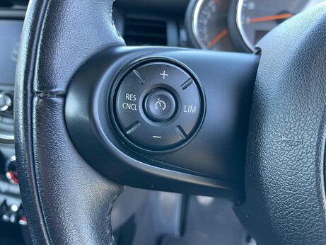 Mini Hatch 2.0 Cooper S Euro 6 (s/s) 3dr 22