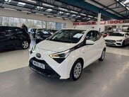 Toyota Aygo 1.0 VVT-i x-play Euro 6 5dr 1