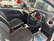 Toyota Aygo 1.0 VVT-i x-play Euro 6 5dr 14