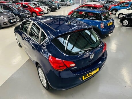 Vauxhall Astra 1.4 16v Tech Line Euro 5 5dr 9