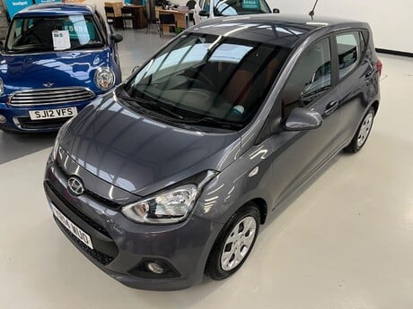 Hyundai i10 1.0 SE Euro 5 5dr 3