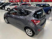 Hyundai i10 1.0 SE Euro 5 5dr 4