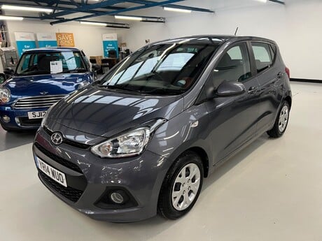 Hyundai i10 1.0 SE Euro 5 5dr 8