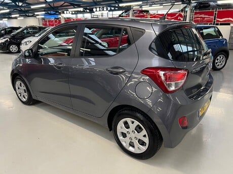 Hyundai i10 1.0 SE Euro 5 5dr 11