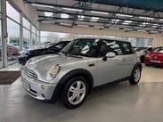 Mini Hatch 1.6 Cooper CVT Euro 4 3dr 3