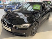 BMW 3 Series 2.0 320d ED EfficientDynamics Business Auto Euro 5 (s/s) 4dr 7