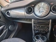 Mini Hatch 1.6 Cooper Euro 3 3dr 12