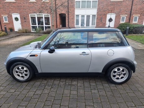 Mini Hatch 1.6 Cooper Euro 3 3dr 3