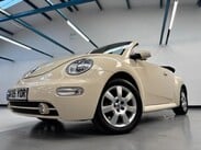 Volkswagen Beetle 1.6 Cabriolet Euro 4 2dr 3