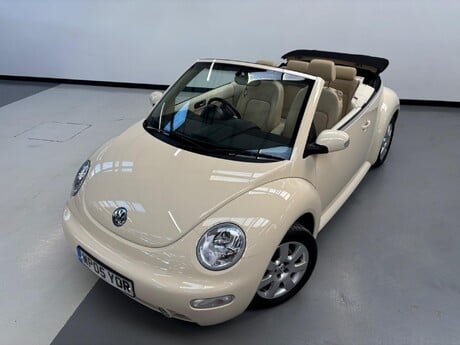 Volkswagen Beetle 1.6 Cabriolet Euro 4 2dr 8