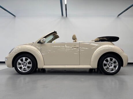 Volkswagen Beetle 1.6 Cabriolet Euro 4 2dr 7