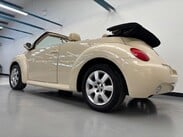 Volkswagen Beetle 1.6 Cabriolet Euro 4 2dr 15