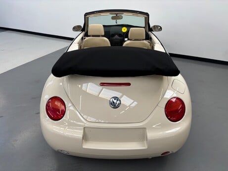 Volkswagen Beetle 1.6 Cabriolet Euro 4 2dr 15