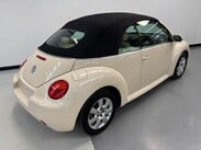 Volkswagen Beetle 1.6 Cabriolet Euro 4 2dr 28