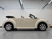 Volkswagen Beetle 1.6 Cabriolet Euro 4 2dr 32