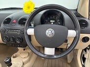 Volkswagen Beetle 1.6 Cabriolet Euro 4 2dr 59