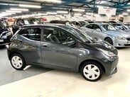 Toyota Aygo 1.0 VVT-i x-play Euro 5 5dr Euro 5 9