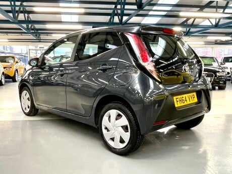 Toyota Aygo 1.0 VVT-i x-play Euro 5 5dr Euro 5 15