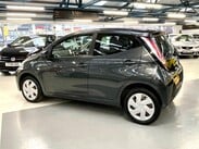 Toyota Aygo 1.0 VVT-i x-play Euro 5 5dr Euro 5 16