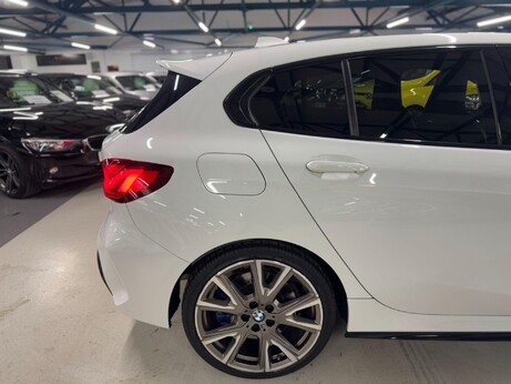 BMW 1 Series 2.0 M135i Auto xDrive Euro 6 (s/s) 5dr 17