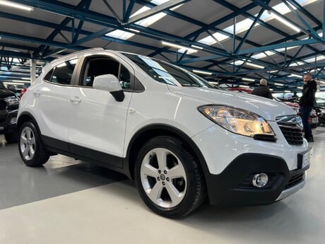 Vauxhall Mokka 1.6 Tech Line 2WD Euro 5 (s/s) 5dr 4