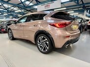 Infiniti Q30 2.2d Premium Tech DCT AWD Euro 6 (s/s) 5dr 10