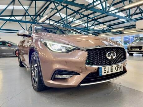 Infiniti Q30 2.2d Premium Tech DCT AWD Euro 6 (s/s) 5dr 20