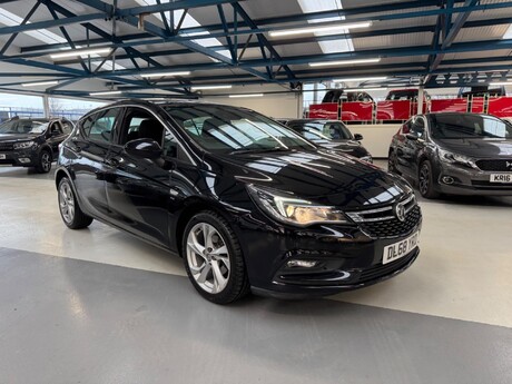 Vauxhall Astra 1.0i Turbo ecoTEC SRi Nav Euro 6 (s/s) 5dr 1