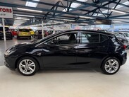 Vauxhall Astra 1.0i Turbo ecoTEC SRi Nav Euro 6 (s/s) 5dr 5