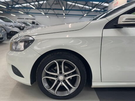 Mercedes-Benz A Class 1.5 A180 CDI Sport Euro 5 (s/s) 5dr 6