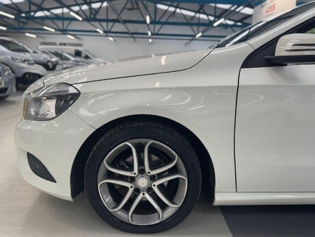 Mercedes-Benz A Class 1.5 A180 CDI Sport Euro 5 (s/s) 5dr 2